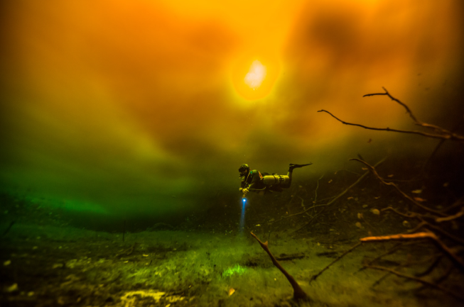 Cave diving en Tulum: el pináculo del buceo de exploración.