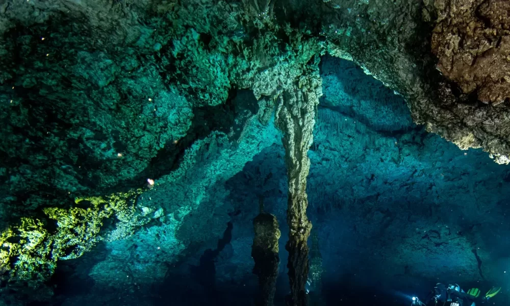 Buceo Técnico en las Cuevas de la Riviera Maya