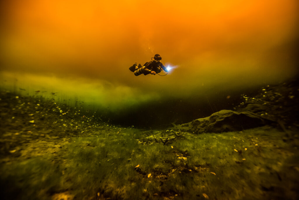 cave diving, cenotes diving, buceo tulum, scuba divimg