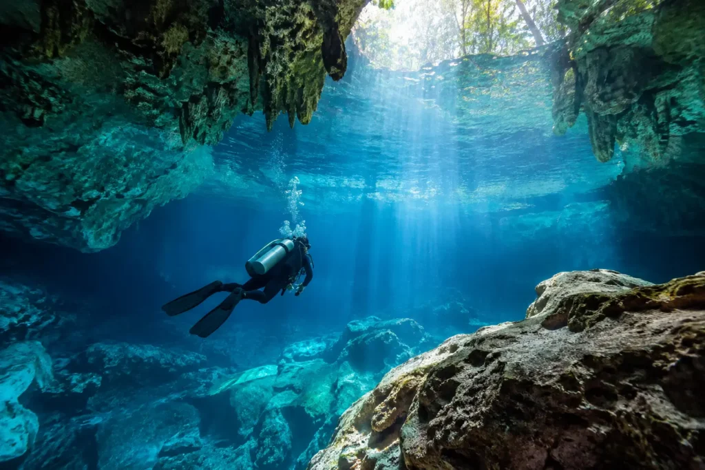 Cenote El Pit: guía completa para buceadores