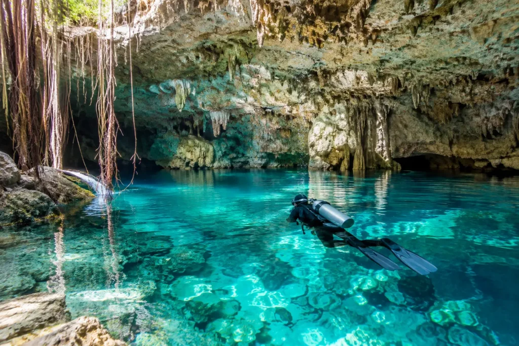 Cenote Nohoch, buceo privado sin multitudes