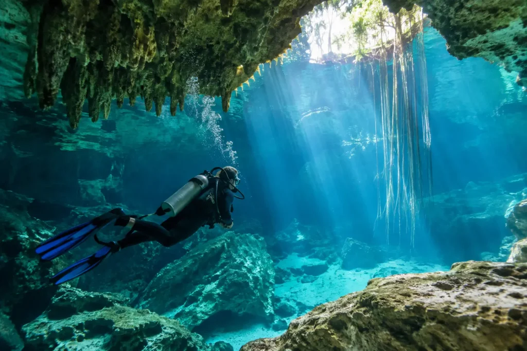 ¿Necesitas certificación para bucear en cenotes?