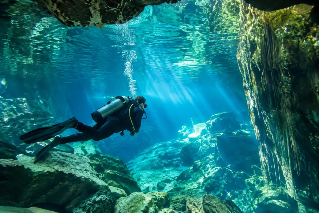 Scuba Diving en Cenote Nohoch sin multitudes